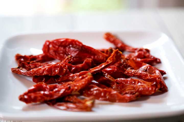 sun dried tomatoes in plate
